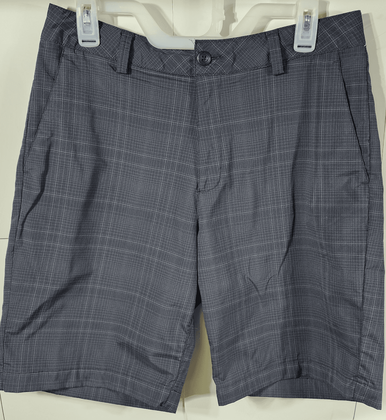 Under Armour Mens Size 36 Shorts Gray Black Plaid Lightweight Mid Rise - Thumbnail 5