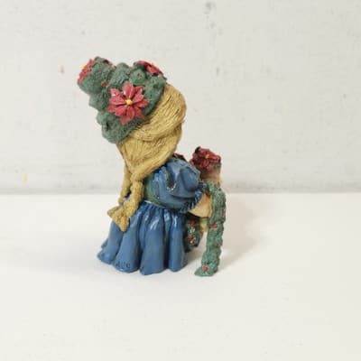 Mark Klaus Poinsettia Girl Figure Home Decor Resin - Thumbnail 8