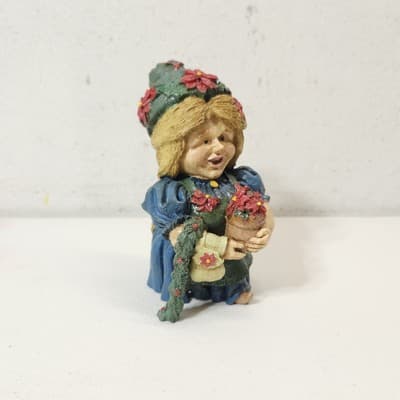 Mark Klaus Poinsettia Girl Figure Home Decor Resin - Thumbnail 10