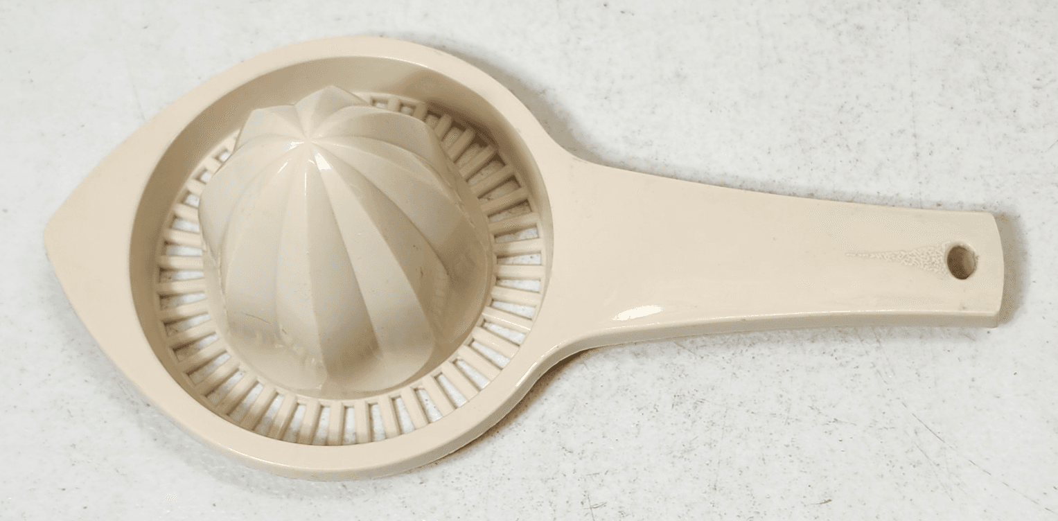 Vintage EKCO Handheld Citrus Juicer 8" Plastic Beige - Thumbnail 2
