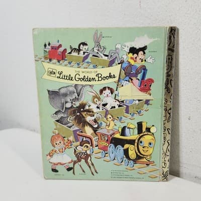 Little Golden Book #D57 Mickey Mouse and the Missing Mouseketeers 1975 - Thumbnail 6