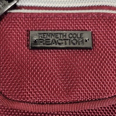 Kenneth Cole Reaction Nylon Camera Case Red 4" X 3.5" Storage - Thumbnail 2