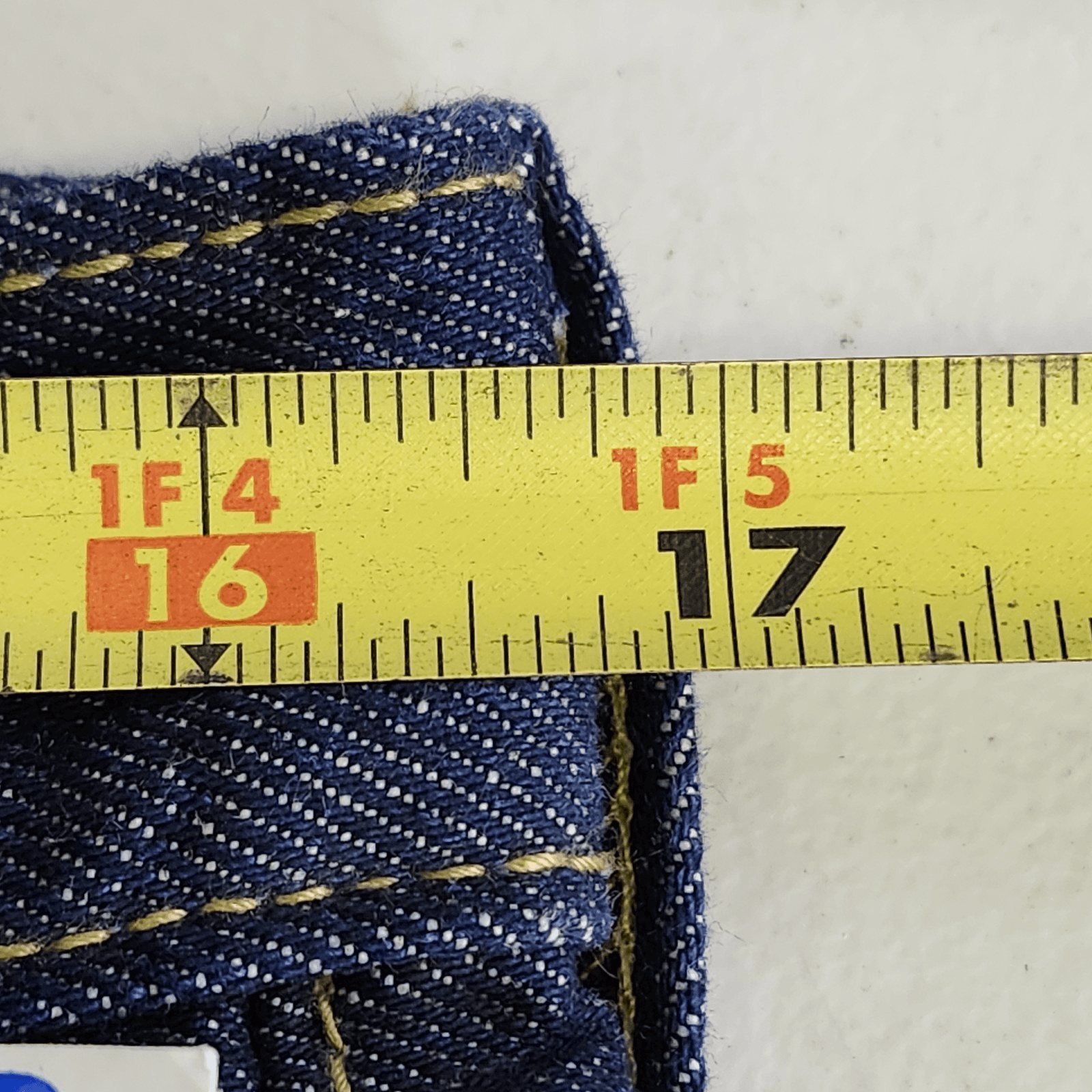Old Navy Women's Jeans Size 8 High Rise Blue Denim Straight Raw Hem NEW - Thumbnail 2