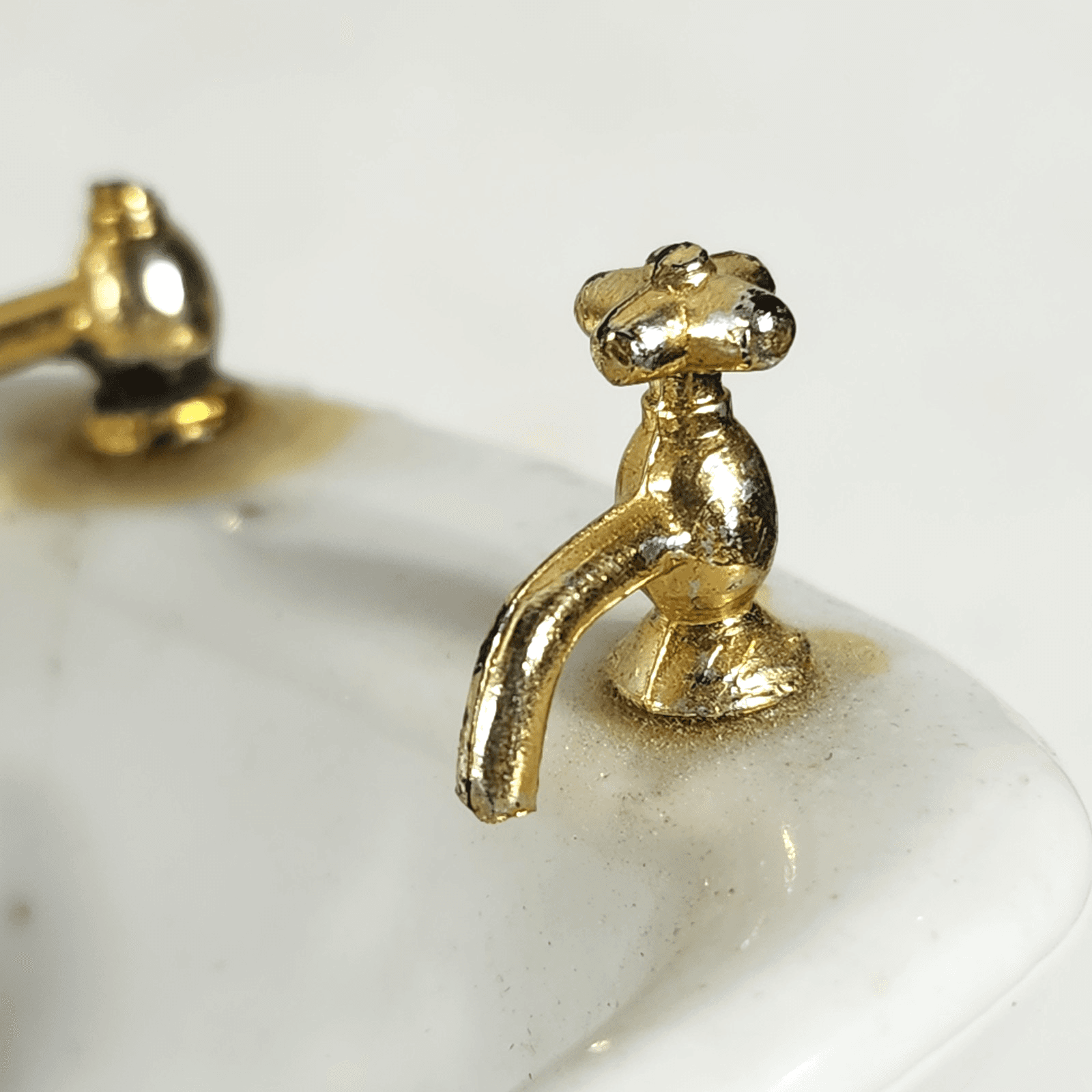 Vintage Clawfoot Dollhouse Bath Tub Bathroom Furniture Ceramic - Thumbnail 10