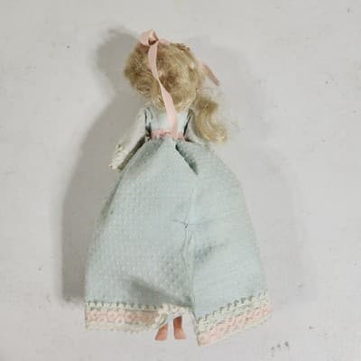 Vintage 1976 Mattel Heart Family Blonde Green Eyes Baby Doll Blue Dress - Thumbnail 6