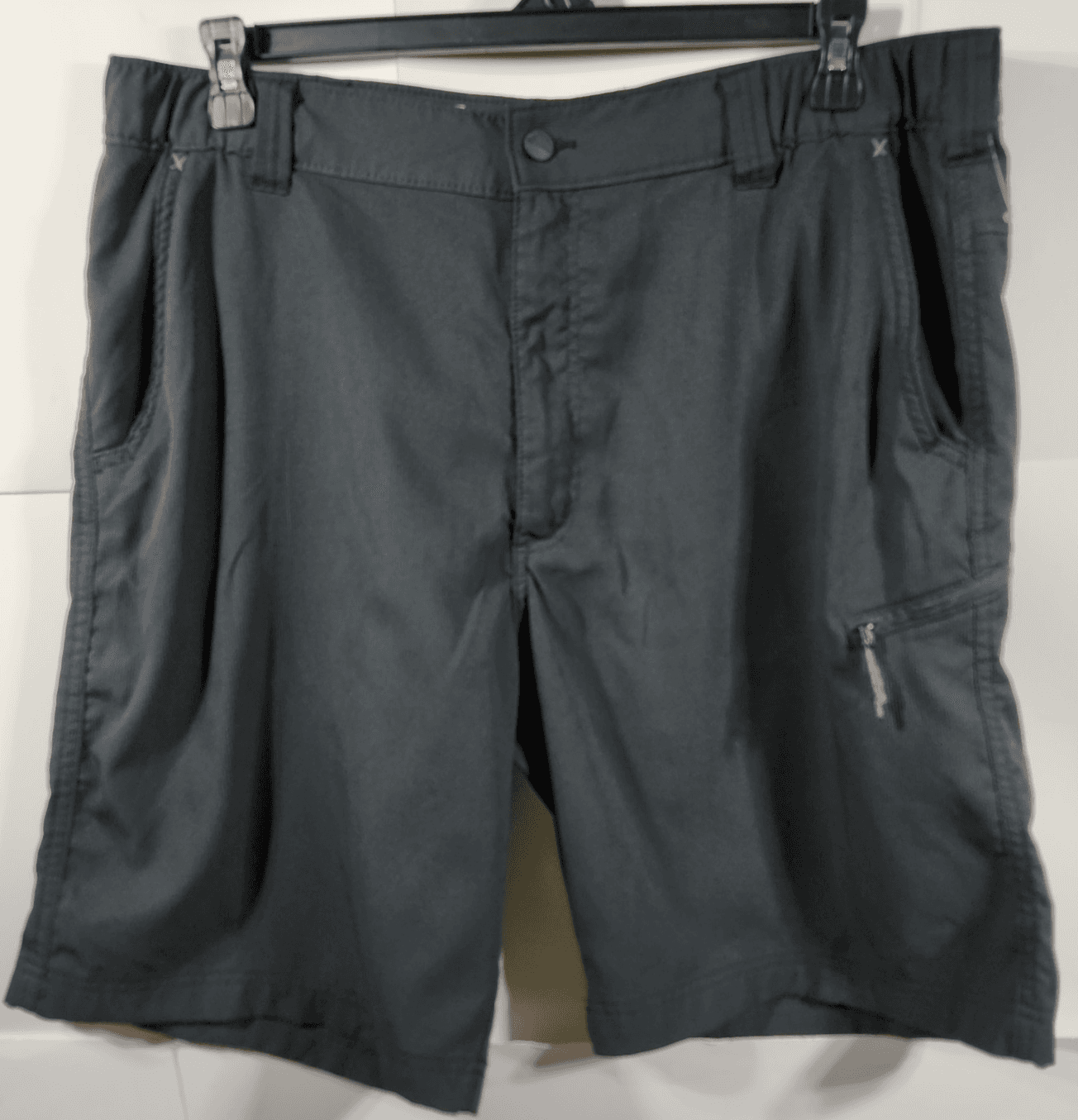 Wrangler Mens 38 Cargo Shorts Performance Black Utility Pockets Softshell