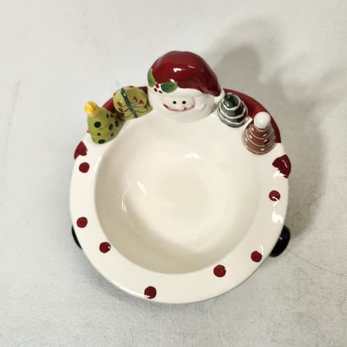 Porcelain Christmas Santa Bowl With 4 Holiday Tree Spreaders Knives - Thumbnail 11
