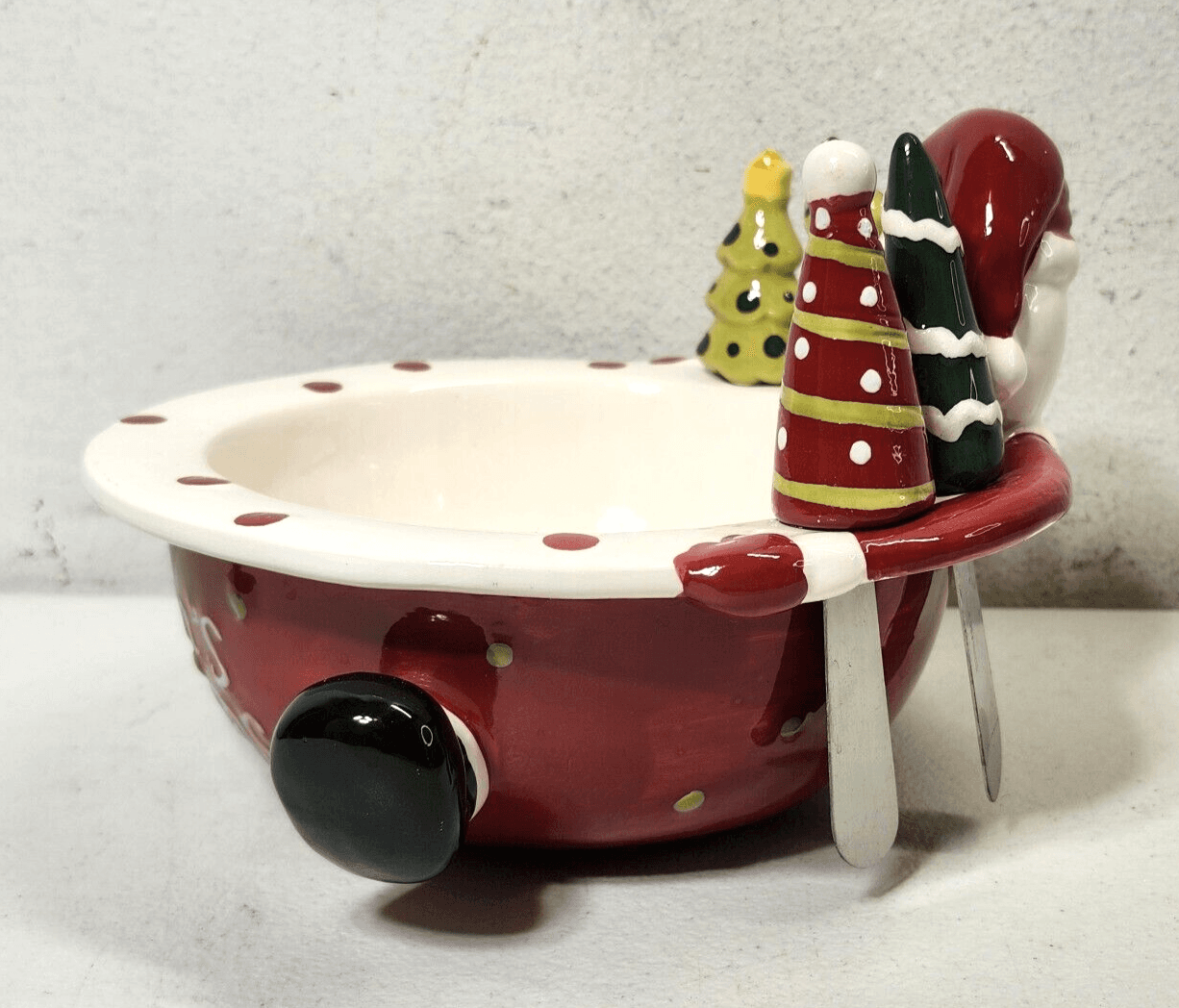 Porcelain Christmas Santa Bowl With 4 Holiday Tree Spreaders Knives - Thumbnail 8