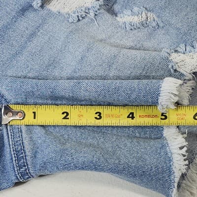 Time and Tru Women's Size Small 4-6 Maternity Jean Shorts Blue Denim NEW - Thumbnail 3