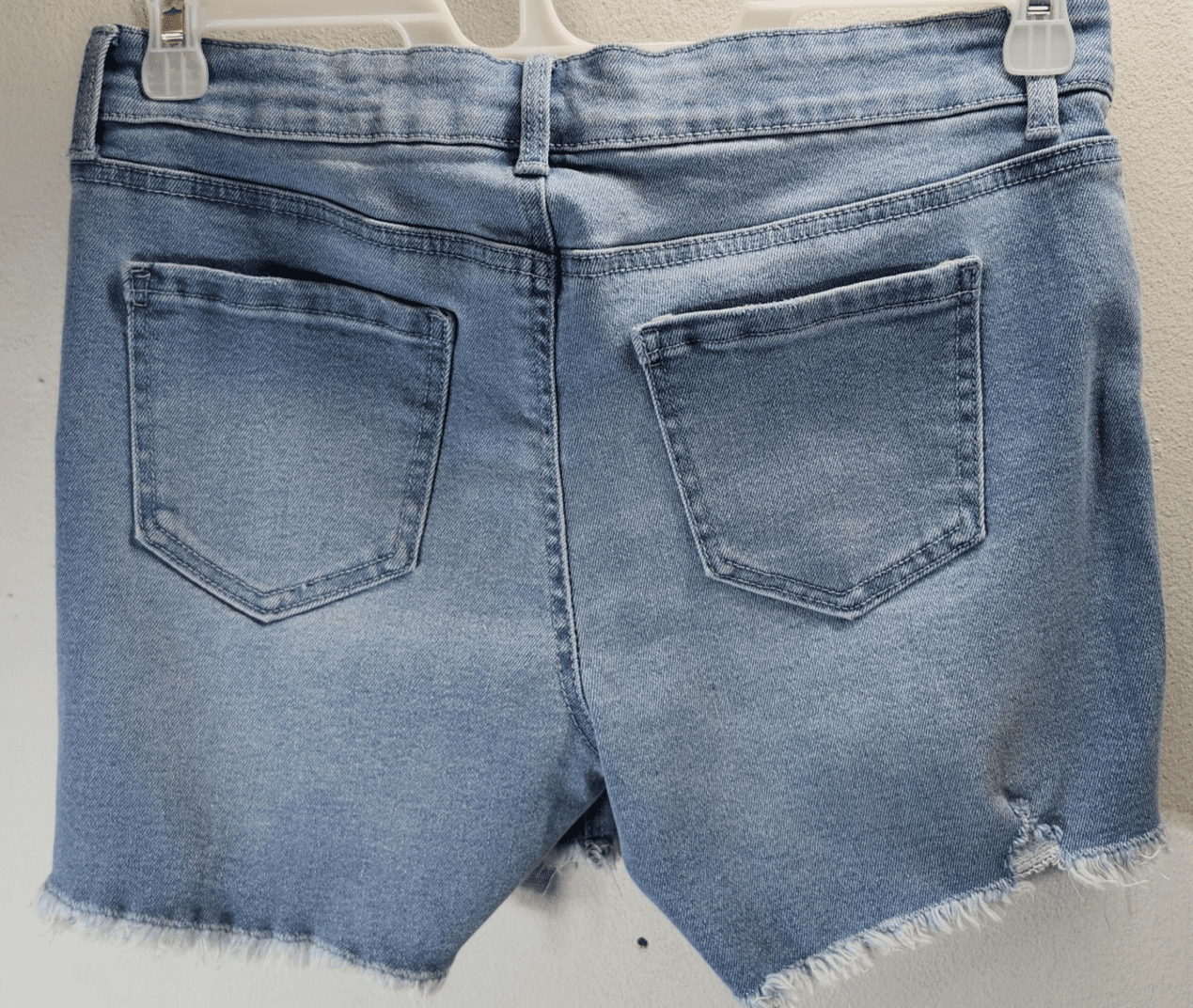 Time and Tru Women's Size 8-10 Medium Maternity Jean Shorts Blue Denim NEW - Thumbnail 4