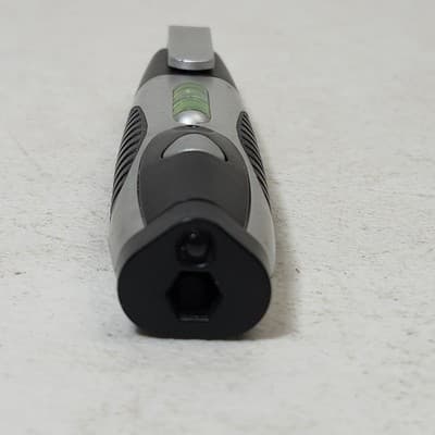 Multi-Tool Screwdriver Level Flashlight Engineer Tool Portable - Thumbnail 6