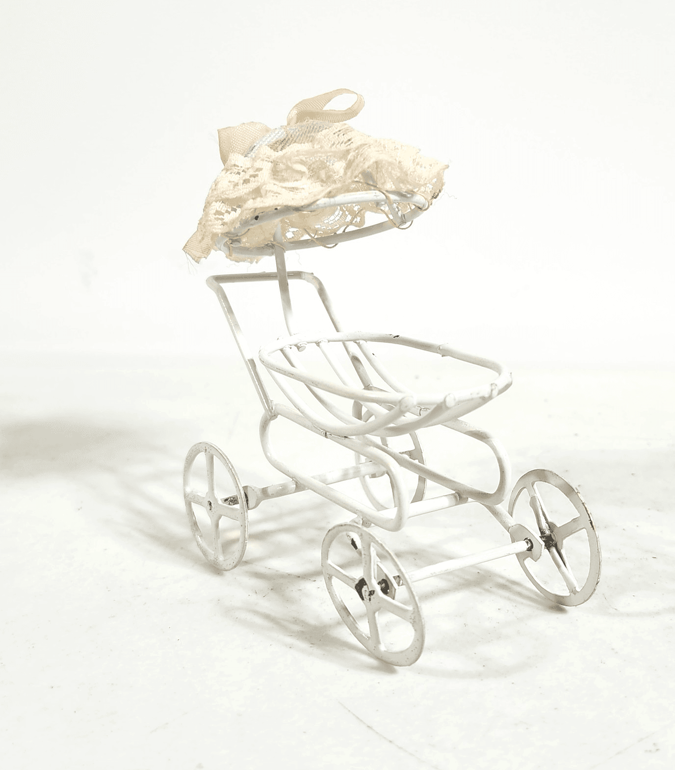 Miniature Dollhouse White Metal Rolling Baby Carriage w/Umbrella 3" - Thumbnail 3