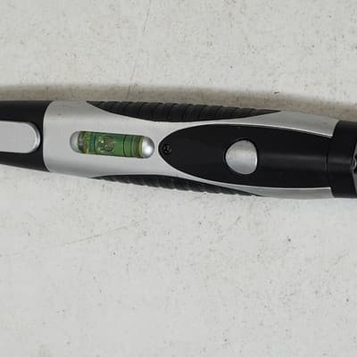 Multi-Tool Screwdriver Level Flashlight Engineer Tool Portable - Thumbnail 7
