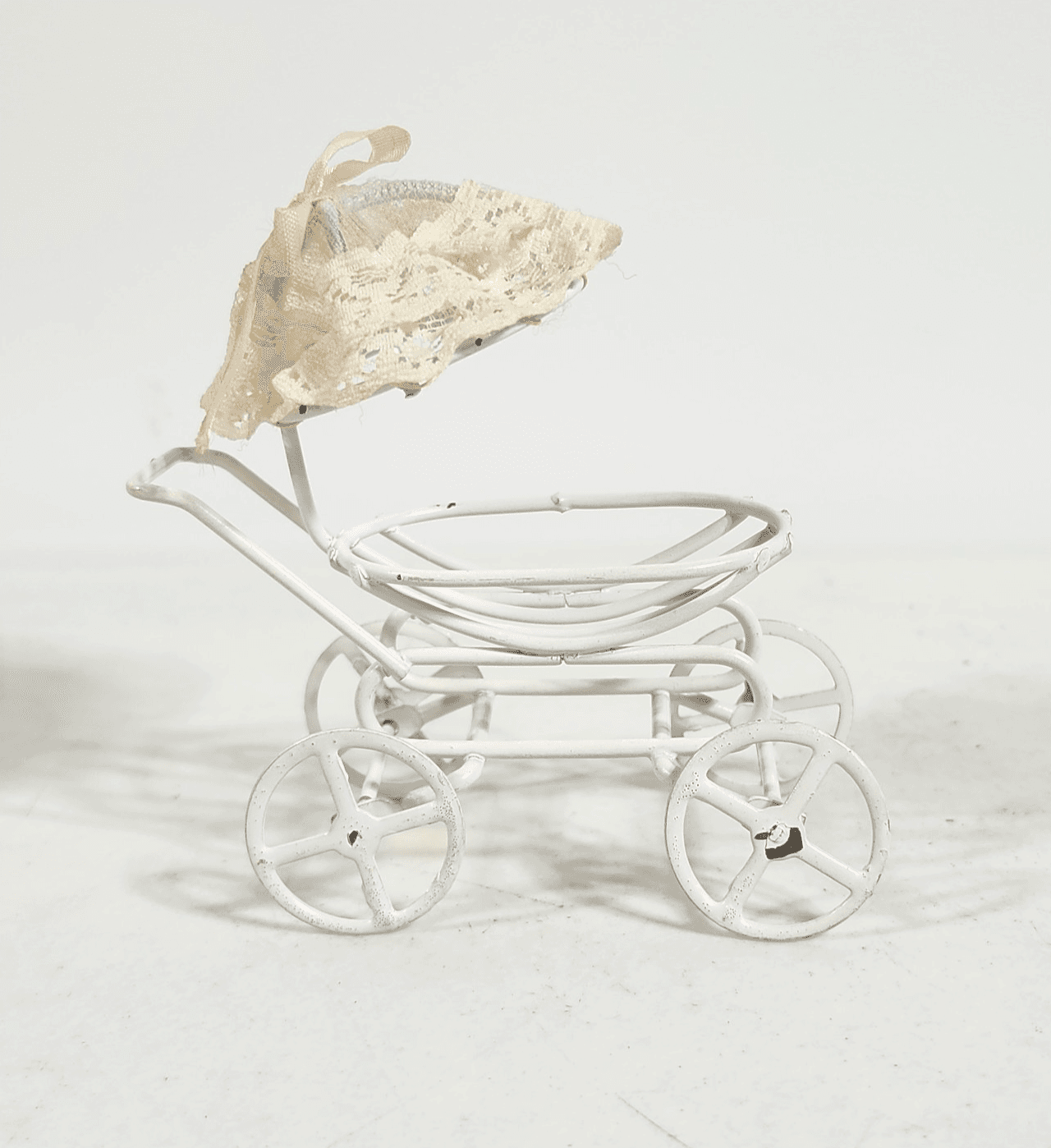 Miniature Dollhouse White Metal Rolling Baby Carriage w/Umbrella 3"