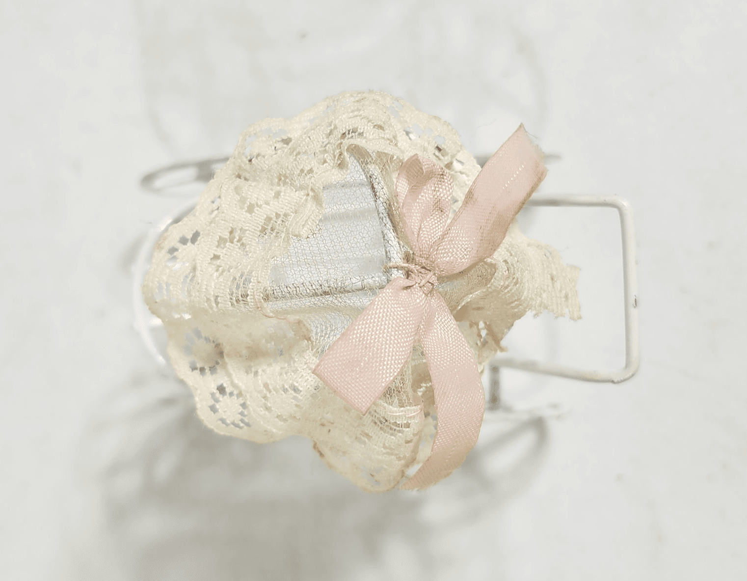 Miniature Dollhouse White Metal Rolling Baby Carriage w/Umbrella 3" - Thumbnail 8