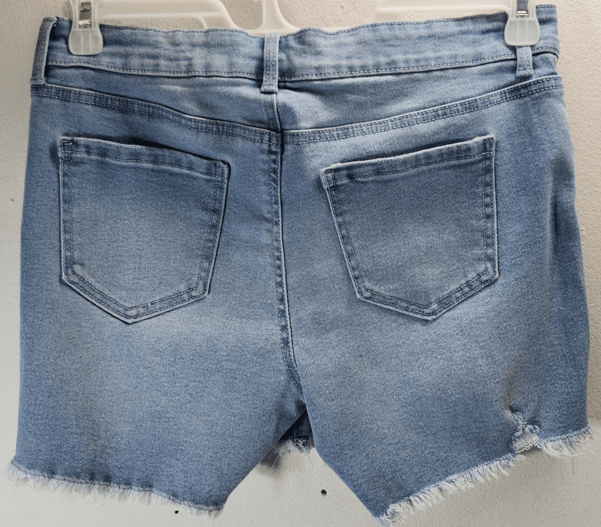 Time and Tru Women's Size 8-10 Medium Maternity Jean Shorts Blue Denim NEW - Thumbnail 6