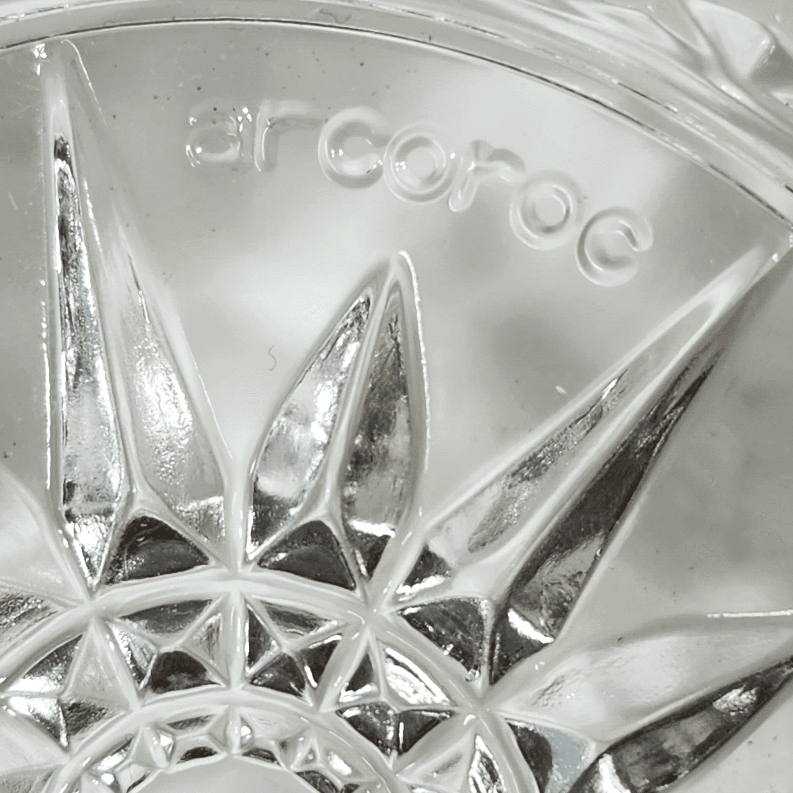 2 ARCOROC USA 16 oz Glass Bowls Starburst Bottom 5" Candy Trinket Home Decor - Thumbnail 8