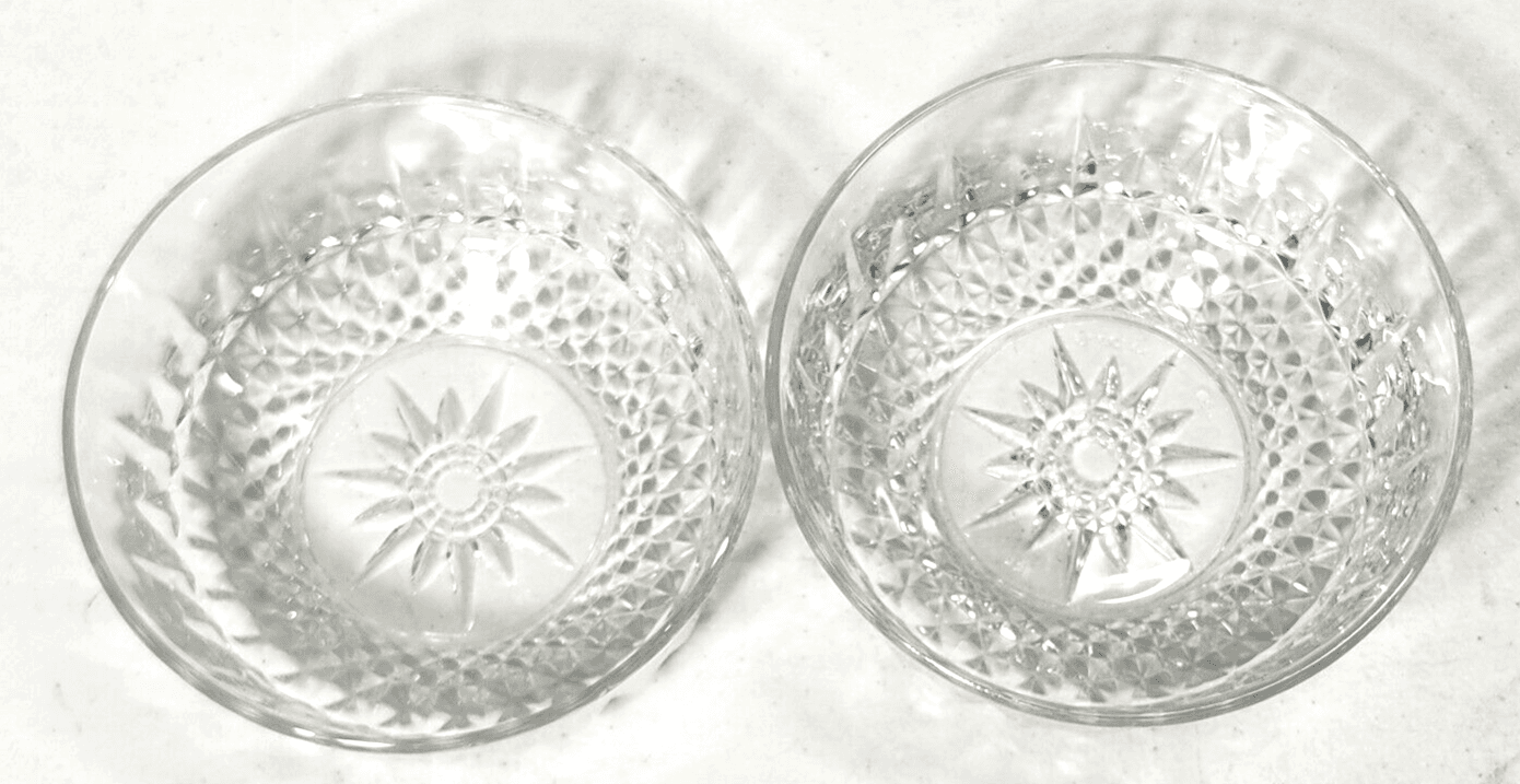2 ARCOROC USA 16 oz Glass Bowls Starburst Bottom 5" Candy Trinket Home Decor