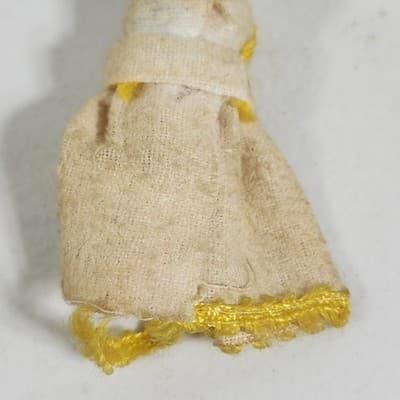 Vintage Wood Peg Doll Baby Yellow Dress - Thumbnail 5