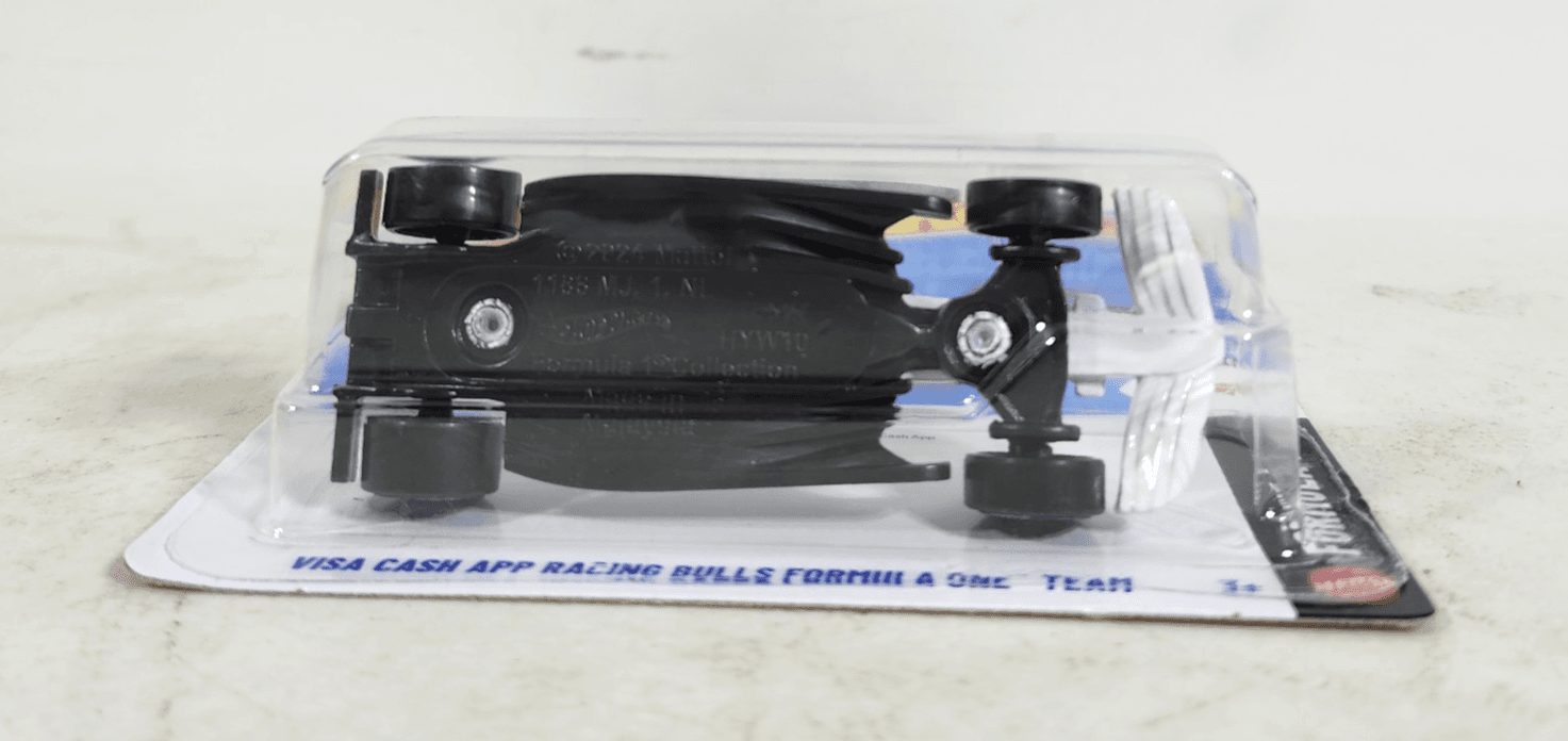 2026 Hot Wheels Visa Cash App Racing Bulls Formula One F1 Car 1/64 Toy NEW - Thumbnail 4
