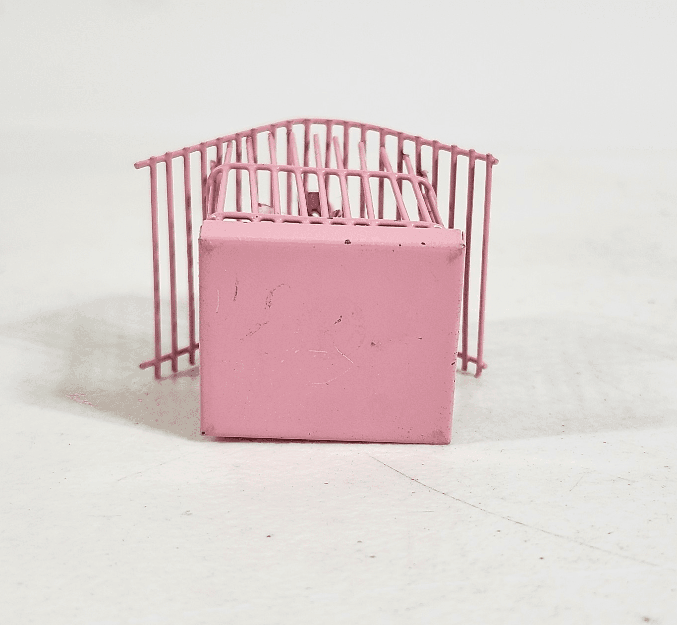 Vintage 1.5" Pink Metal Birdcage with White Bird Dollhouse Size - Thumbnail 5