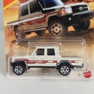2026 Matchbox '17 Toyota Landcruiser 78 Car 1/64 Toy Vehicle NEW - Thumbnail 2