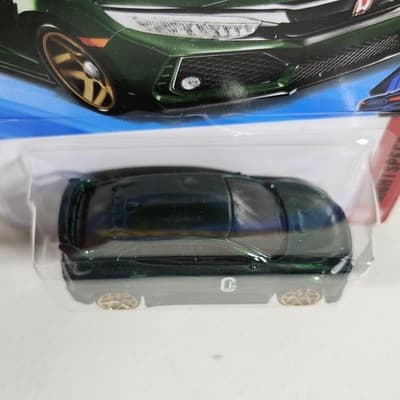 2026 Hot Wheels 2018 Honda Civic Type R Nightspeed Green Car 1/64 Toy Vehicle - Thumbnail 3
