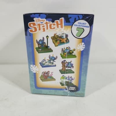 HAPPY HAUL Disney Stitch Goes Wild Scene Setters Pigeon Figure Toy - Thumbnail 4