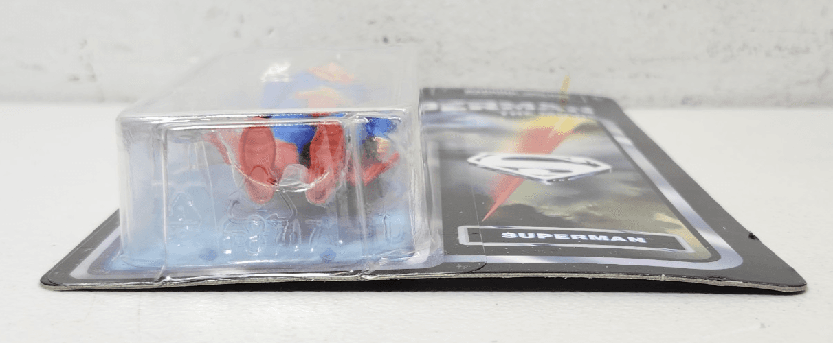Superman The Movie Action Figure 2025 Spin Master Superman DC Comics Toy NEW - Thumbnail 4