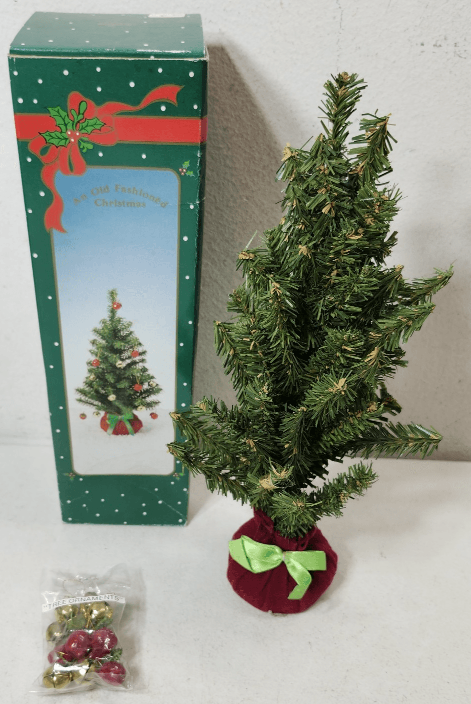 Russ Old Fashioned Christmas Collection 12" Holiday Tree NEW - Thumbnail 3