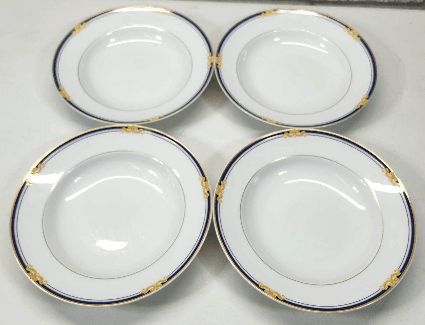 Rosenthal Renaissance Borgia Dinner Plates 10 1/4” Set Of 4 Gold Scrolls Germany - Thumbnail 2