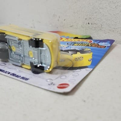 2025 Hot Wheels Color Shifters Volkswagen Drag Bus Color Changer Car Toy NEW - Thumbnail 5