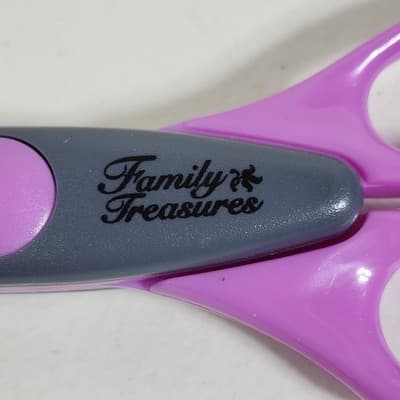 Family Treasures Craft Scissors Paper Edger - Thumbnail 2