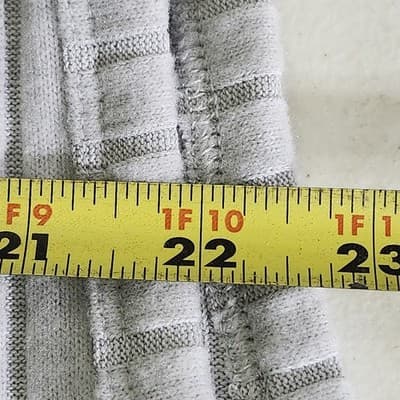 Time and Tru Women's M Shirt Ribbed Hacci V-neck Top Gray NEW - Thumbnail 3