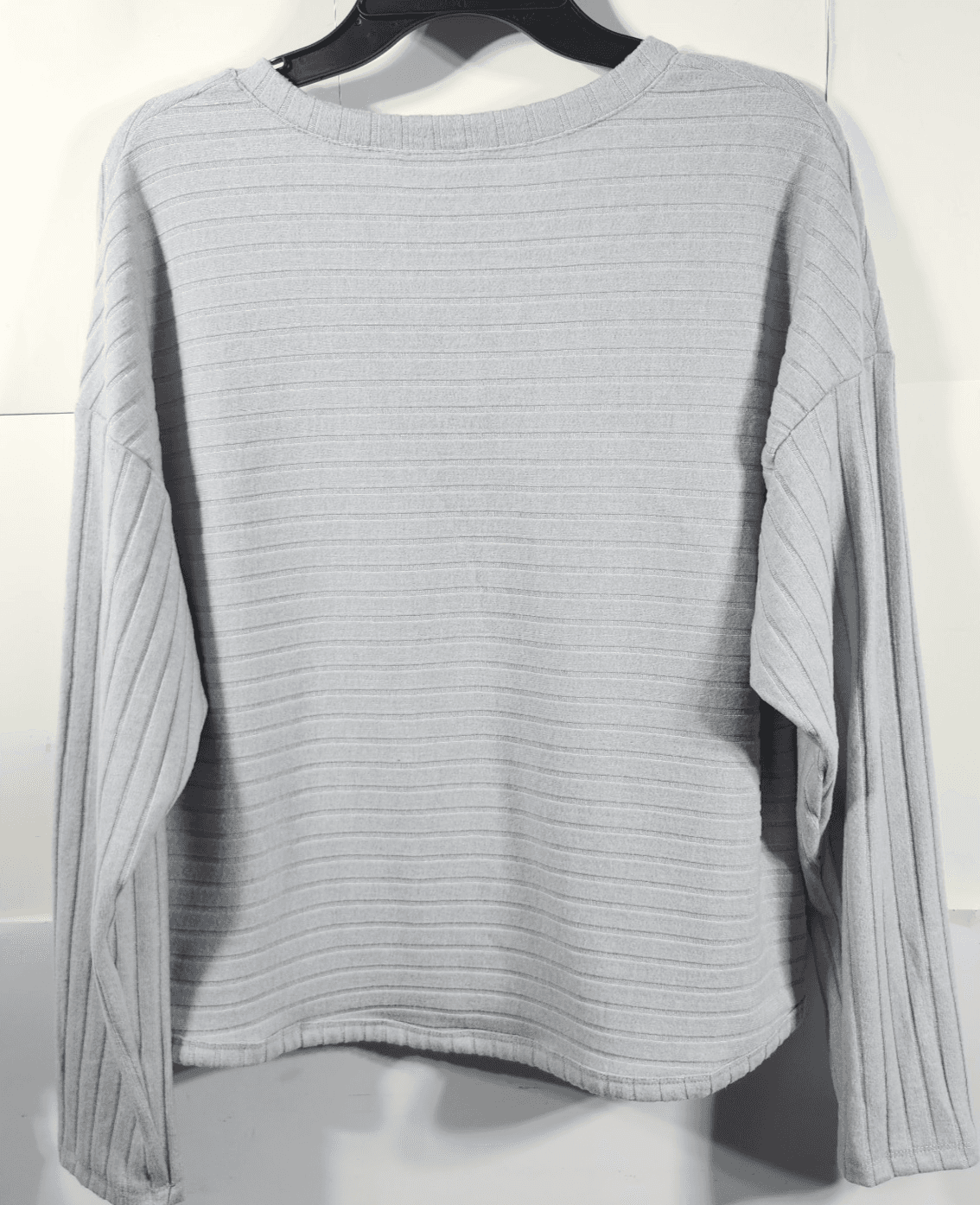 Time and Tru Women's M Shirt Ribbed Hacci V-neck Top Gray NEW - Thumbnail 4