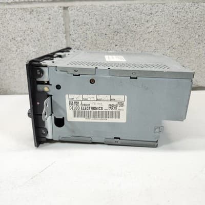 Delco Chevy GMC CD Radio Factory Model #15183817 OEM Bose Untested Parts - Thumbnail 9