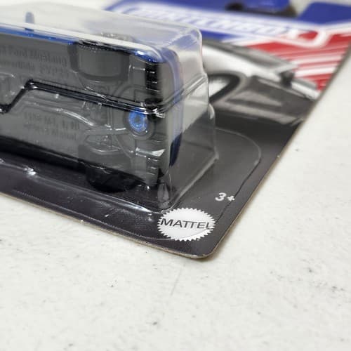 Matchbox 2018 Ford Mustang Blue Car 1/64 Toy Vehicle NEW - Thumbnail 6