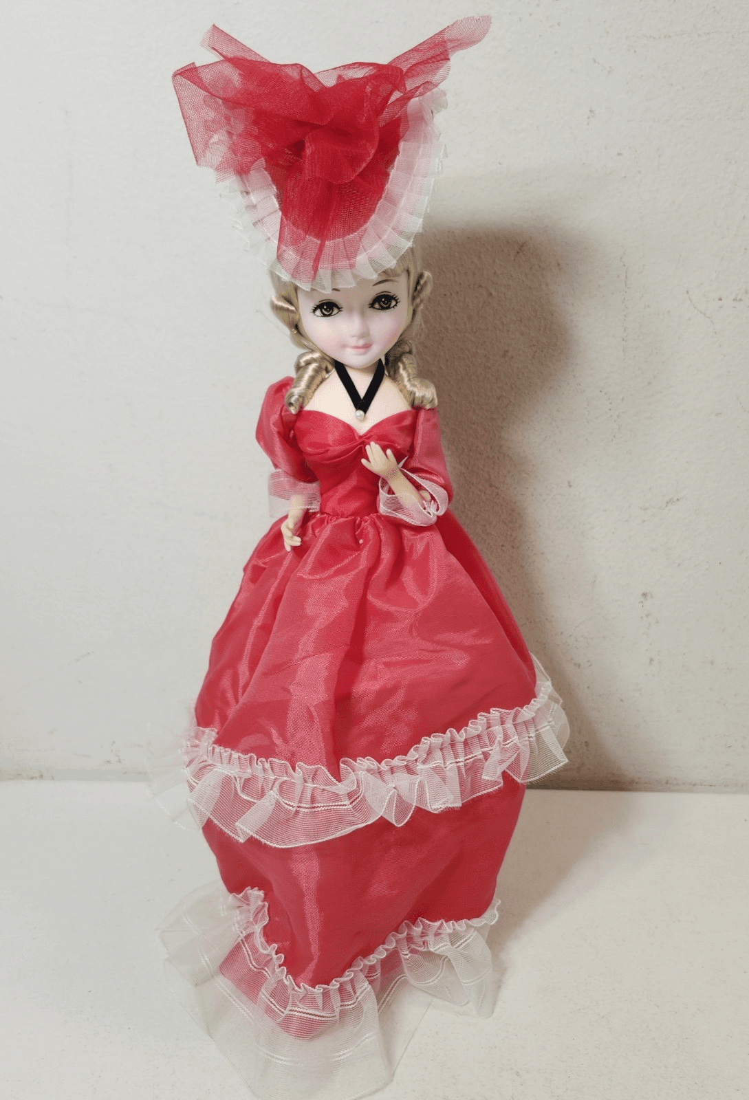 Boudoir Big Eyes 15” Doll In Red Dress Outfit Musical Rotates - Thumbnail 2
