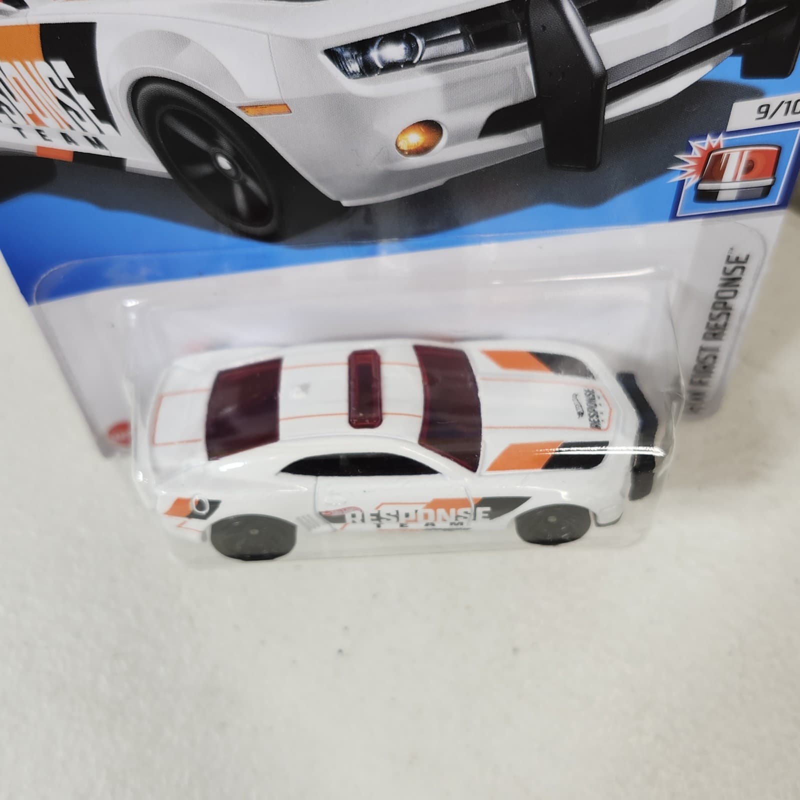 Hot Wheels HW First Response '10 Chevy Camaro SS White 1/64 Car Toy Vehicle NEW - Thumbnail 3