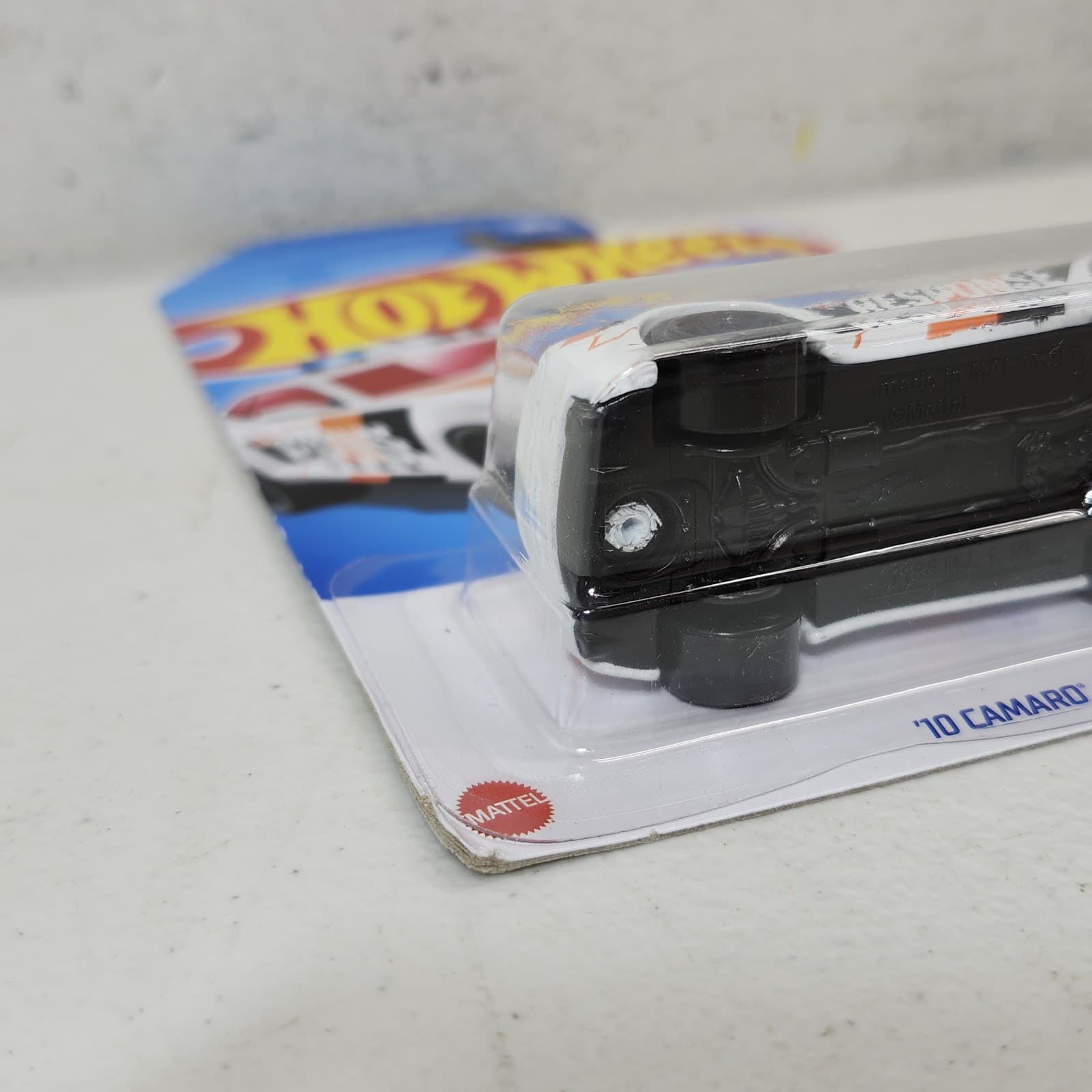 Hot Wheels HW First Response '10 Chevy Camaro SS White 1/64 Car Toy Vehicle NEW - Thumbnail 5