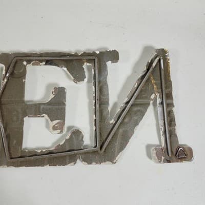 Garden Sign 28"x6" Hanging Metal Word Display Home Greenhouse Decor - Thumbnail 8