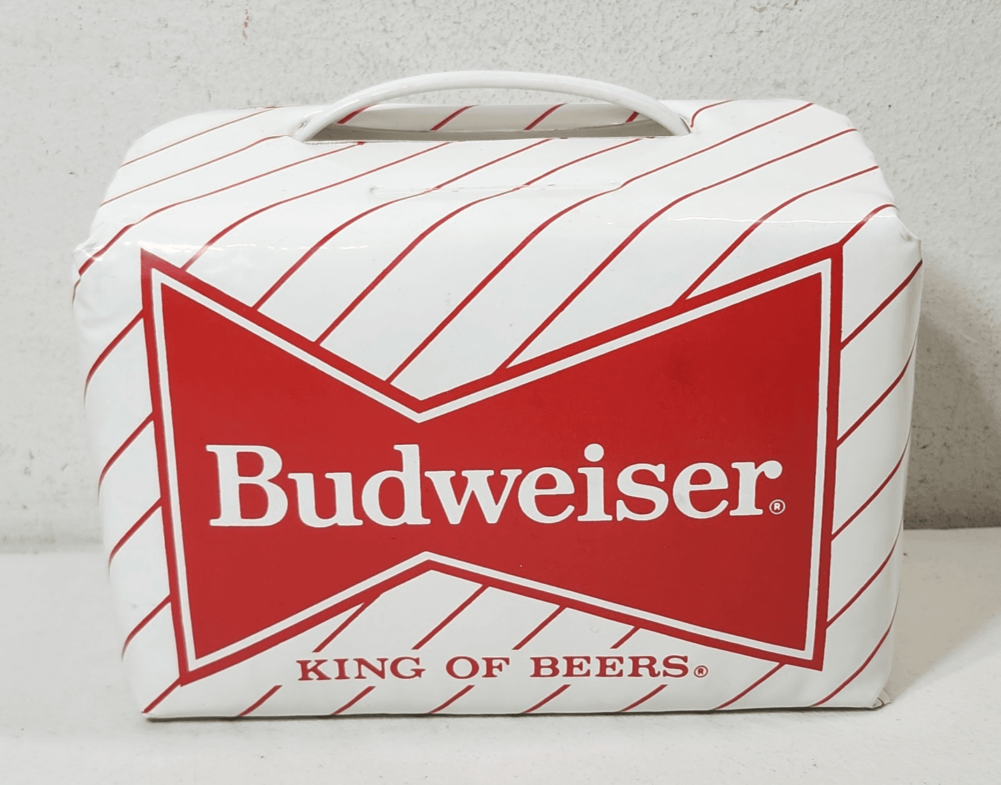 Budweiser King Of Beers Classic Red Bowtie 6 Pack Soft Cooler With Handle