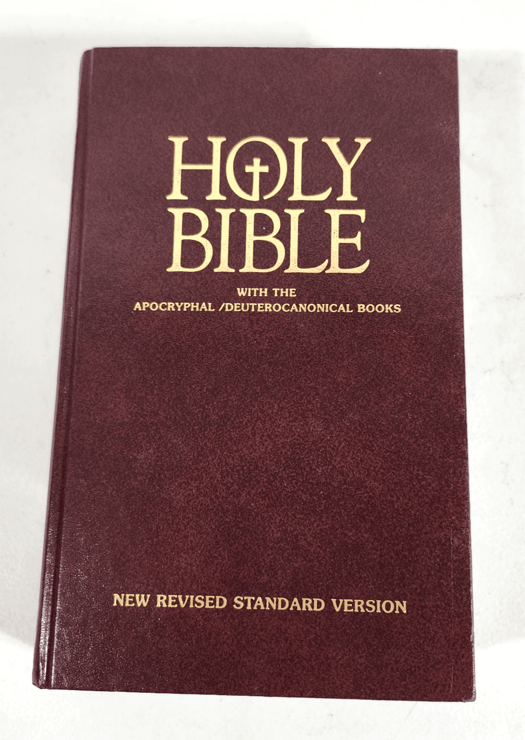 Holy Bible with the Apocryphal Deuterocanonical Books New Revised Standard