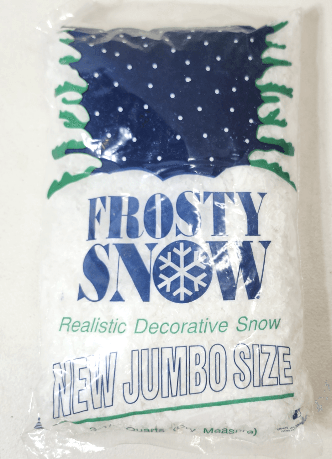 Frosty Snow Realistic Decorative Snow 3.5 Quarts Dry Measure NEW