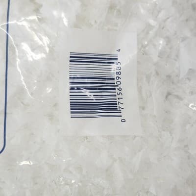 Frosty Snow Realistic Decorative Snow 3.5 Quarts Dry Measure NEW - Thumbnail 4