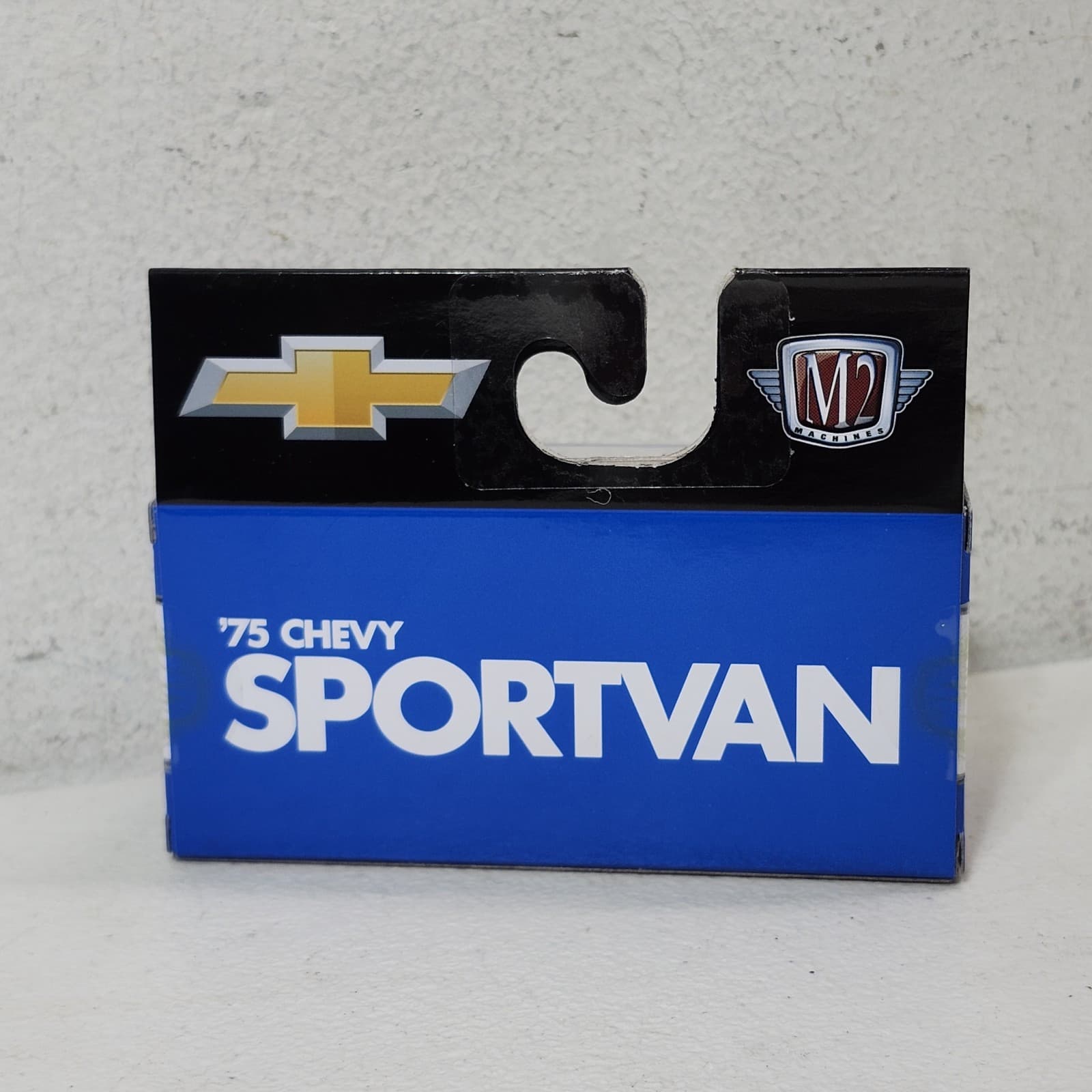 M2 Machines 1975 Chevrolet Van G10 Sportvan Chase Blue 1/64 Toy Vehicle NEW - Thumbnail 6