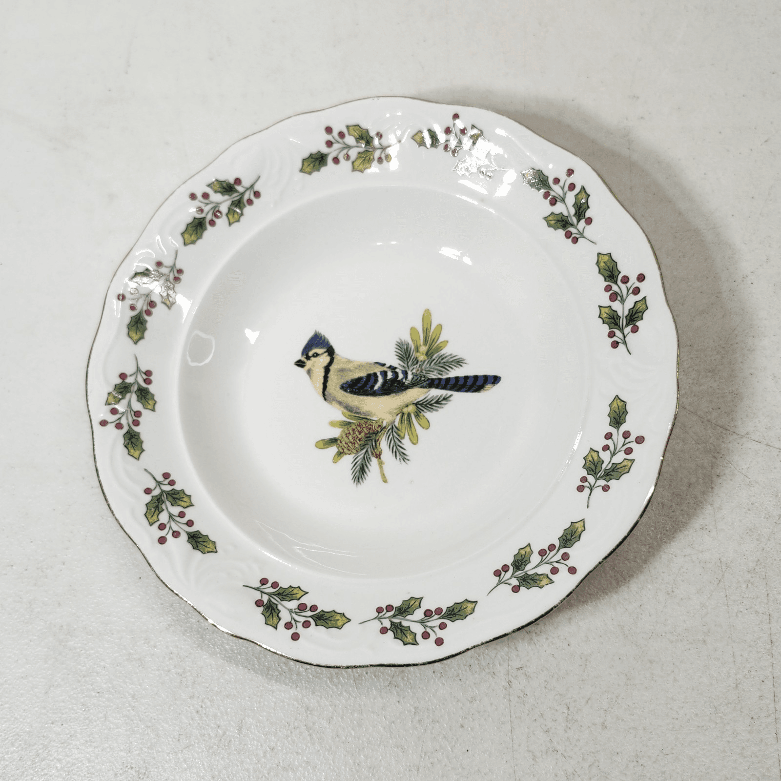 Christmas Holly Winter Song Bird Gold Rim Soup Bowl Gibson Everyday 8" - Thumbnail 3