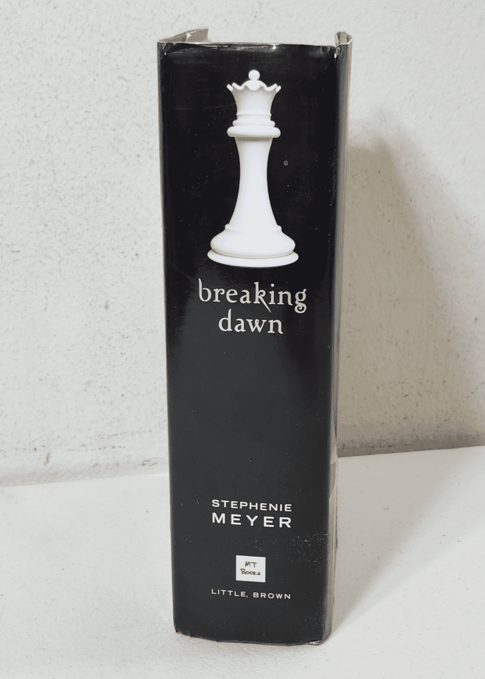 The Twilight Saga Breaking Dawn by Stephenie Meyer 2008 HC First Edition - Thumbnail 4