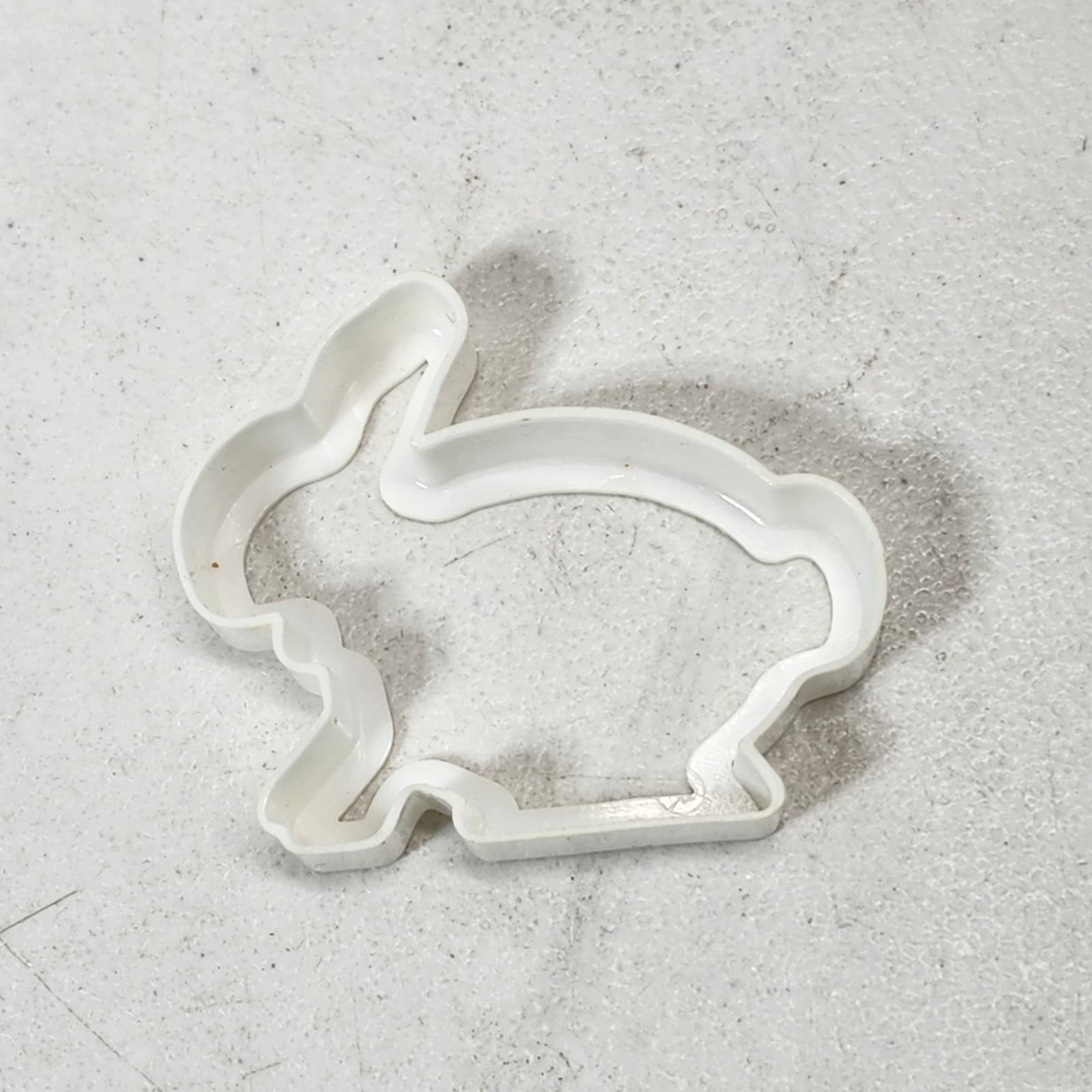 Assorted Plastic Cookie Cutters Animals Teapot Tree Bunny Lot of 9 - Thumbnail 11