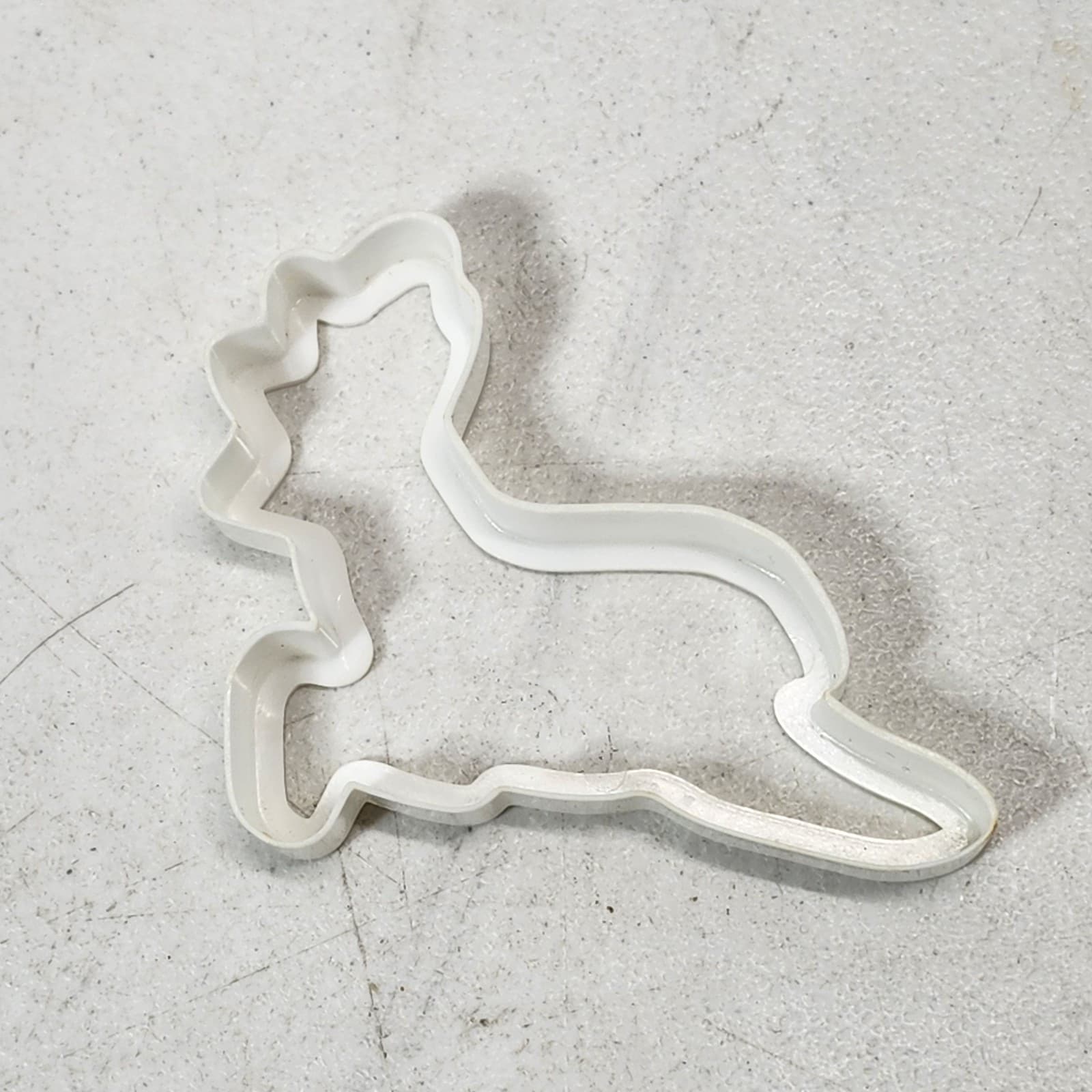 Assorted Plastic Cookie Cutters Animals Teapot Tree Bunny Lot of 9 - Thumbnail 7
